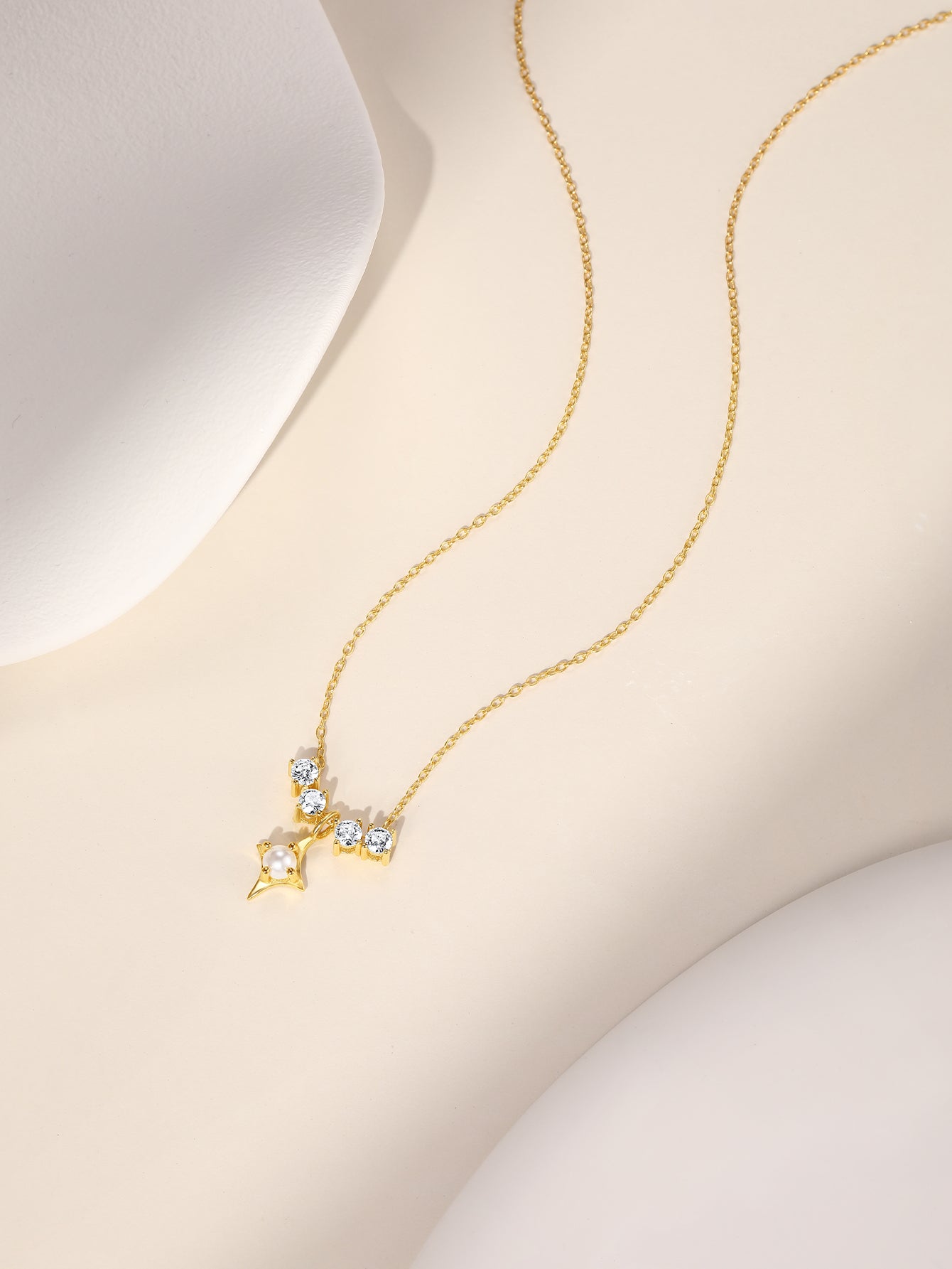 S925 Sterling Silver Flowing Zirconia Quadrangle Pearl Necklace