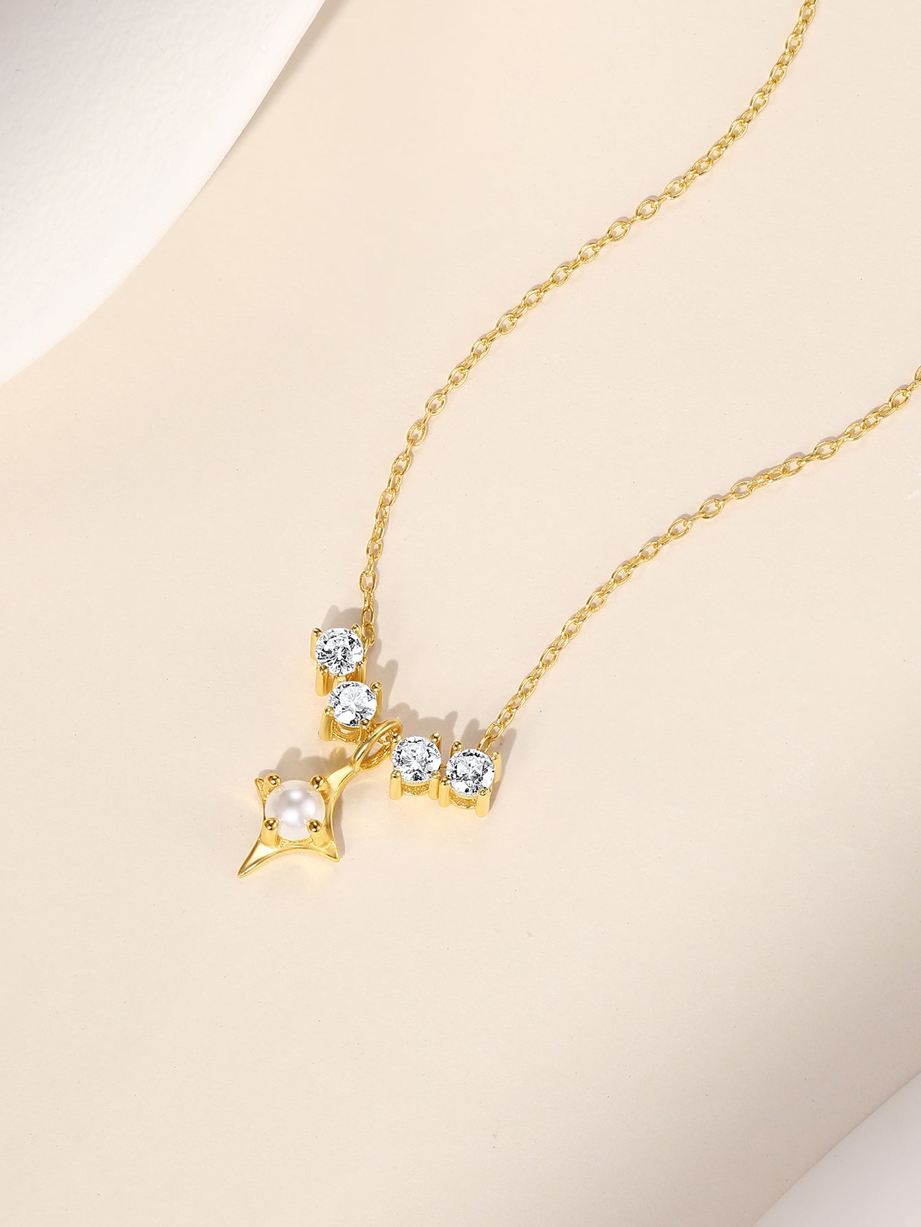 S925 Sterling Silver Flowing Zirconia Quadrangle Pearl Necklace