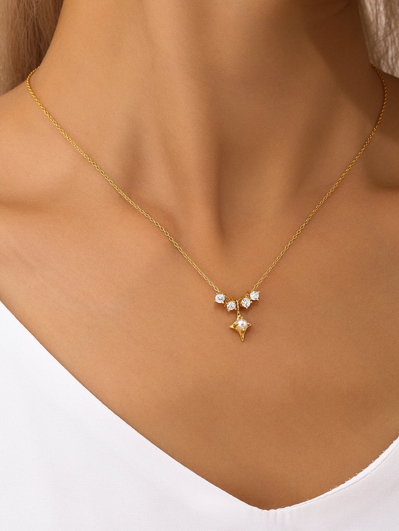 S925 Sterling Silver Flowing Zirconia Quadrangle Pearl Necklace